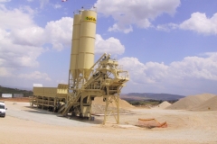ALQUEZAR plantas moviles de hormigón